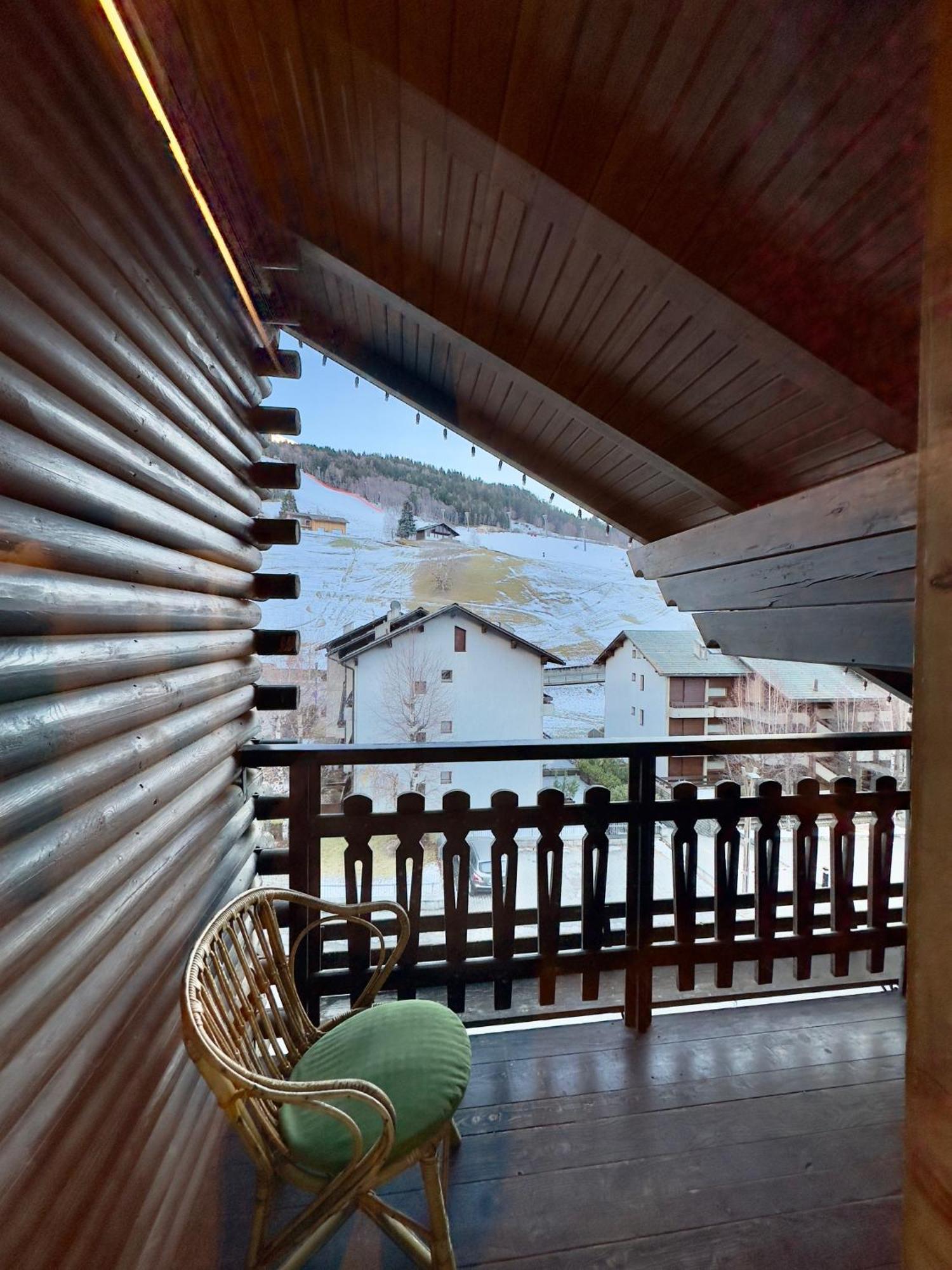 House 1 Via Funivie, Pista Stelvio, Posto Auto Apartment
